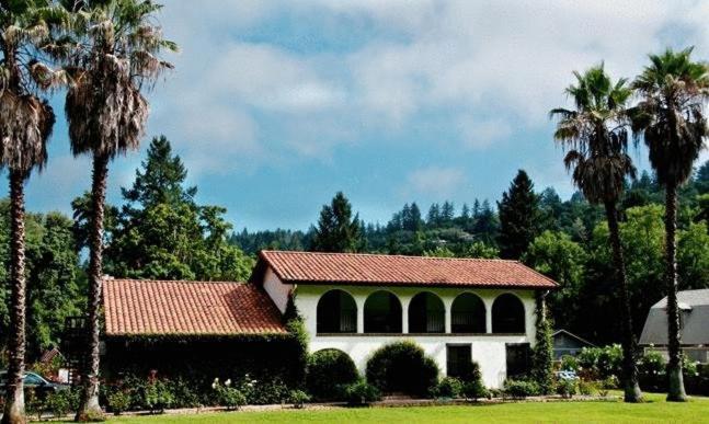 Spanish Villa Inn St. Helena Exteriér fotografie