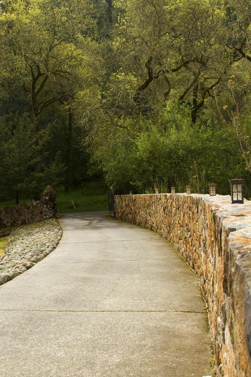 Spanish Villa Inn St. Helena Exteriér fotografie