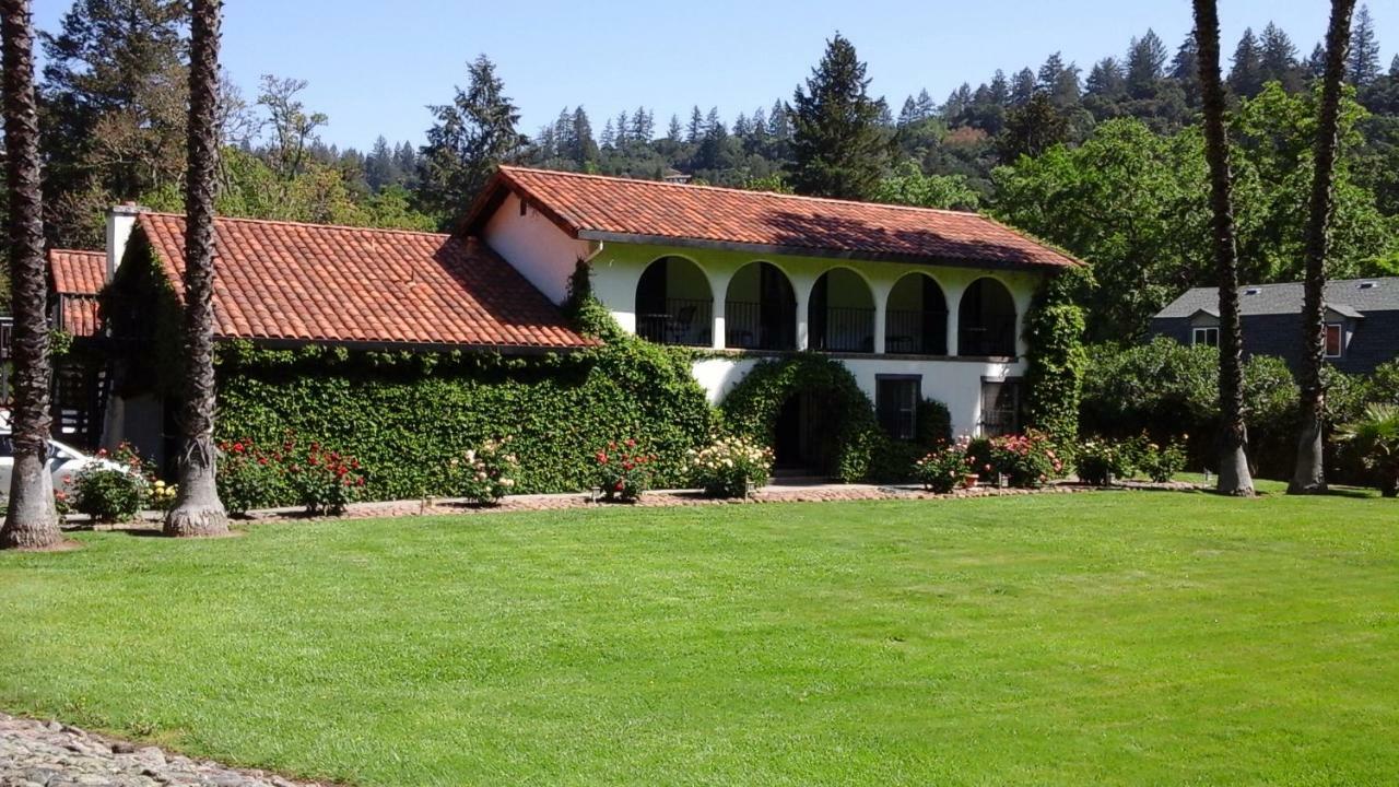 Spanish Villa Inn St. Helena Exteriér fotografie